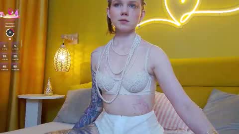 Lessy online show from 5, 11, 2025