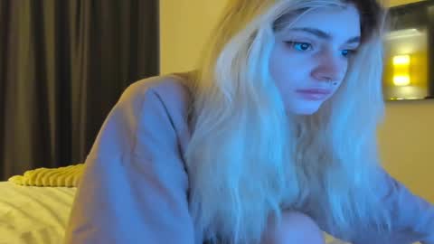 lesyaliss online show from 30, 3, 2026