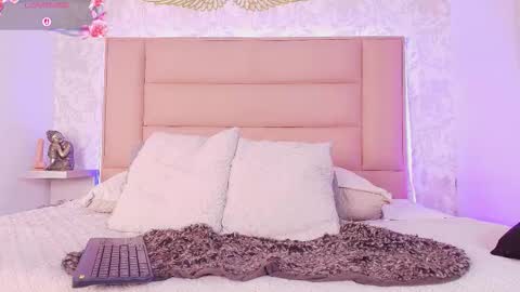 Snapshot of leti_white chatting on 19, 2, 2026 Leti White online show from 19, 2, 2026