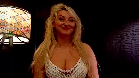 Snapshot of leticiareys chatting on 27, 2, 2026 leticiareys online show from 27, 2, 2026