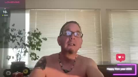 Snapshot of letloverule63 chatting on 12, 1, 2025 letloverule63 online show from 12, 1, 2025