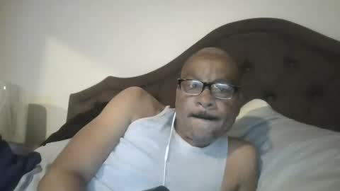 Snapshot of letmegetsum2 chatting on 27, 5, 2026 letmegetsum2 online show from 27, 5, 2026