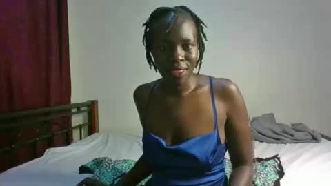 Snapshot of lettipetite56 chatting on 11, 10, 2025 letti online show from 11, 10, 2025