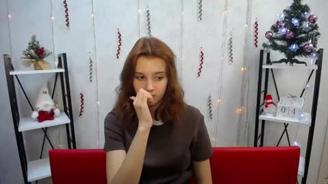 letty_curly online show from 4, 1, 2025