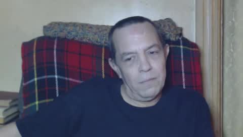 Snapshot of levon48 chatting on 13, 12, 2024 levon48 online show from 13, 12, 2024