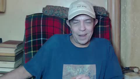 Snapshot of levon48 chatting on 14, 1, 2025 levon48 online show from 14, 1, 2025