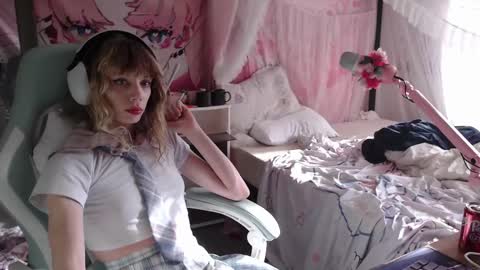 lewdy booty online show from 19, 2, 2025