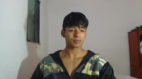 Snapshot of lewis_ly chatting on 13, 5, 2026 i am lewis ly EDUARDO MEMDOZA15 online show from 13, 5, 2026
