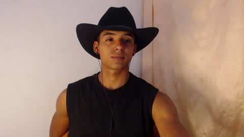 Snapshot of lewis_ly chatting on 12, 7, 2026 i am lewis ly EDUARDO MEMDOZA15 online show from 12, 7, 2026