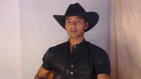 Snapshot of lewis_ly chatting on 18, 7, 2026 i am lewis ly EDUARDO MEMDOZA15 online show from 18, 7, 2026