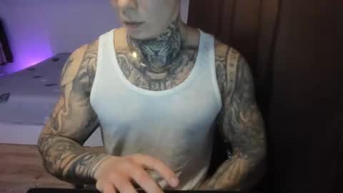 Snapshot of lewis_muscleee chatting on 28, 3, 2026 blablablack online show from 28, 3, 2026