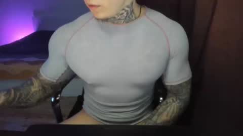 Snapshot of lewis_muscleee chatting on 2, 4, 2026 blablablack online show from 2, 4, 2026