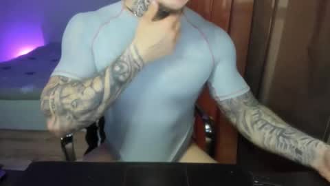 Snapshot of lewis_muscleee chatting on 9, 4, 2026 blablablack online show from 9, 4, 2026