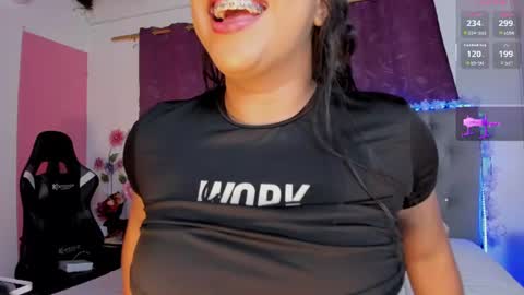 Snapshot of lexa_murphy1 chatting on 15, 7, 2026 xiara online show from 15, 7, 2026
