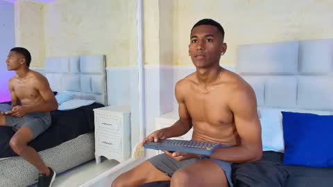 Snapshot of lexianddeker chatting on 3, 10, 2025 Lexi Derek online show from 3, 10, 2025