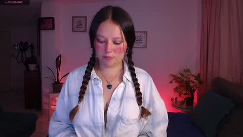 Snapshot of lexie_babe chatting on 31, 1, 2025 Lexie Thompson 8pm 0000am -5 online show from 31, 1, 2025