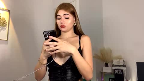 Snapshot of lexie_kinlley chatting on 7, 6, 2026 Lexie online show from 7, 6, 2026