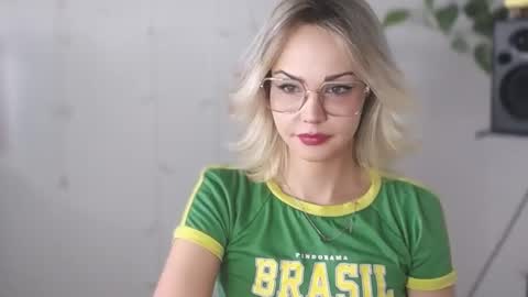 Lexie online show from 9, 1, 2025