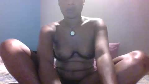 Snapshot of lexieroyal690 chatting on 14, 2, 2025 lexieroyal690 online show from 14, 2, 2025