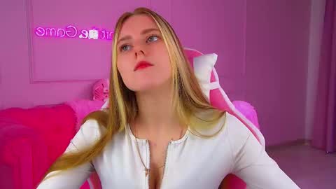 Snapshot of lexireadway chatting on 25, 9, 2025 Lexi online show from 25, 9, 2025