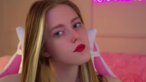 Snapshot of lexireadway chatting on 28, 9, 2025 Lexi online show from 28, 9, 2025