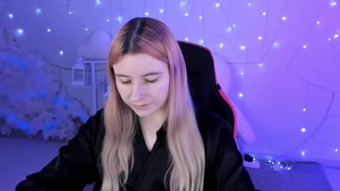 Lexi Wenford NO NUDE GODDESS online show from 17, 12, 2024