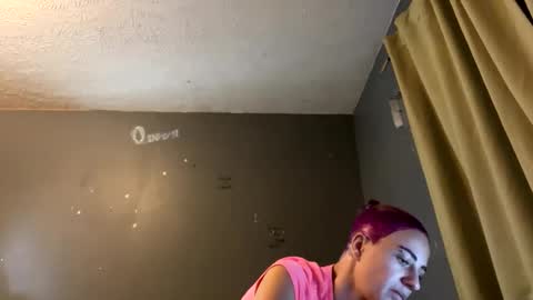 Snapshot of lexxndemm chatting on 14, 12, 2024 lexxndemm online show from 14, 12, 2024