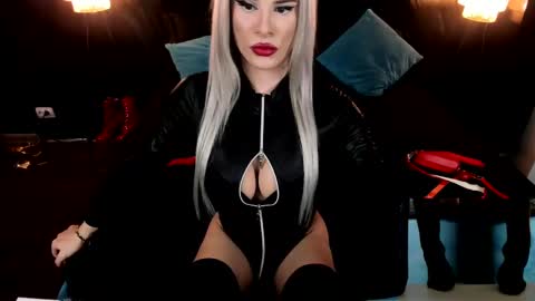 Snapshot of lexxymiss chatting on 17, 2, 2025 eva lexy you may call me Miss online show from 17, 2, 2025