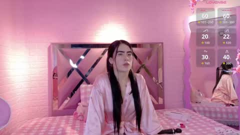Snapshot of lexy_cute1 chatting on 27, 4, 2026 LEXY online show from 27, 4, 2026