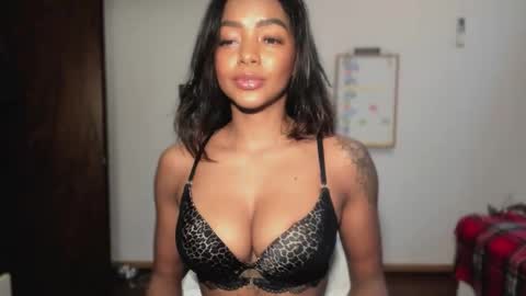 LEXY - Independent account online show from 9, 2, 2026