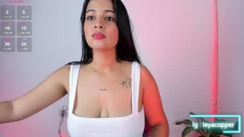 Snapshot of leyacopper chatting on 5, 6, 2026 Leya online show from 5, 6, 2026