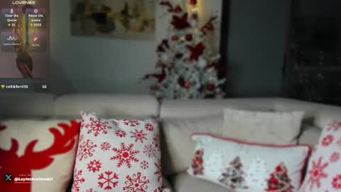 INSTA leylasteel model         online show from 15, 12, 2025