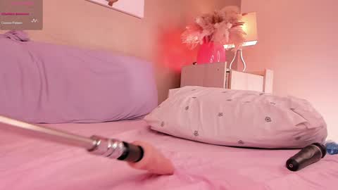 Snapshot of leylabrooklyn chatting on 21, 1, 2025 Sofa 3 online show from 21, 1, 2025