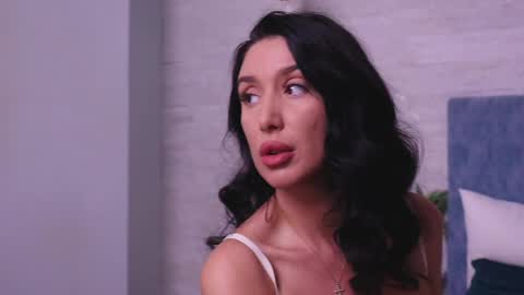 LeylaGracey online show from 8, 4, 2026