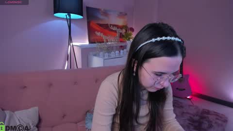 leylamirage online show from 1, 3, 2026