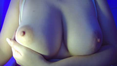 Leysun7 online show from 4, 3, 2025