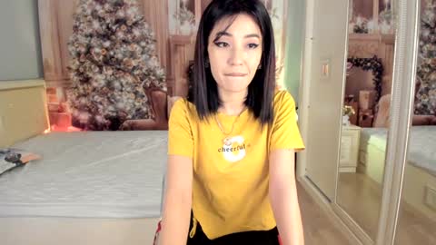 Snapshot of li_baby chatting on 12, 12, 2024 Shaya MILKY BOOBS online show from 12, 12, 2024