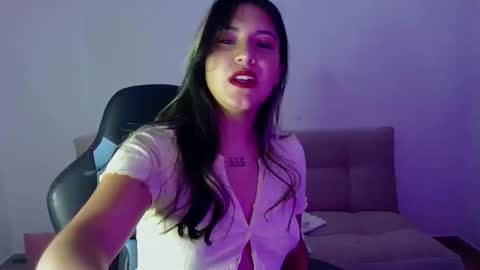 Lia  online show from 10, 3, 2026