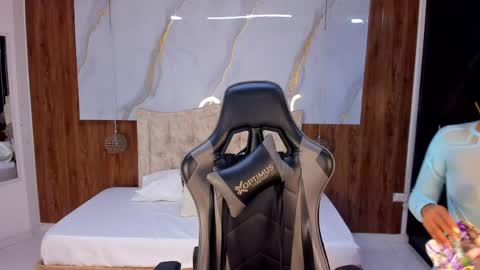lia_16_ online show from 26, 5, 2026