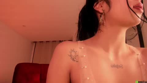 Snapshot of lia__summer chatting on 28, 2, 2025 lia__summer online show from 28, 2, 2025