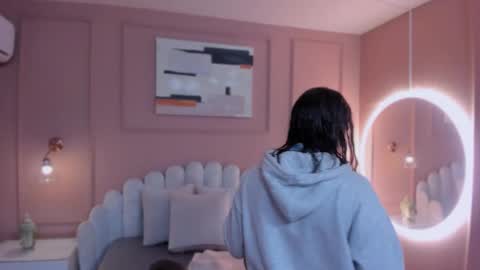 Snapshot of lia_ass chatting on 25, 11, 2025 Liss 3 online show from 25, 11, 2025