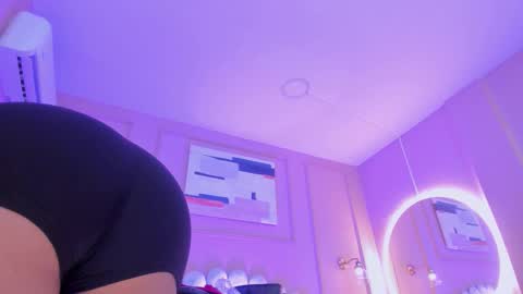 Snapshot of lia_ass chatting on 4, 3, 2026 Liss 3 online show from 4, 3, 2026