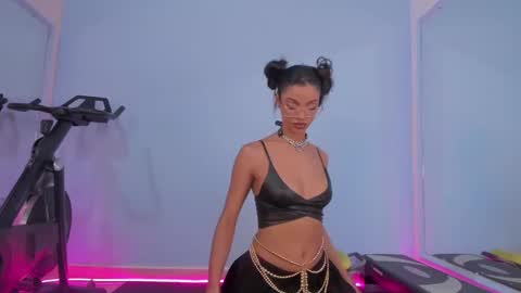 Lia online show from 6, 3, 2025