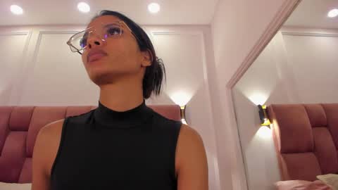 Lia online show from 12, 3, 2025