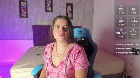 Snapshot of lia_little18 chatting on 16, 2, 2025 lia_little18 online show from 16, 2, 2025