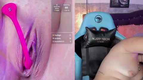 Snapshot of lia_little18 chatting on 1, 3, 2025 lia_little18 online show from 1, 3, 2025