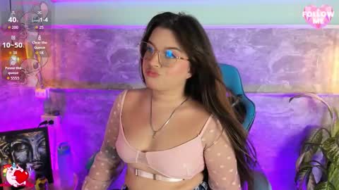 Snapshot of lia_little18 chatting on 3, 10, 2025 lia_little18 online show from 3, 10, 2025