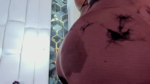 lia_mariana online show from 1, 4, 2026