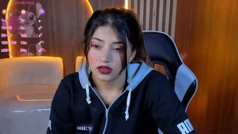 Snapshot of lia_queen_tx chatting on 25, 6, 2026 Online 1400 - 2100 online show from 25, 6, 2026