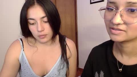 Snapshot of lia_sexycam chatting on 12, 1, 2026 lia_sexycam online show from 12, 1, 2026